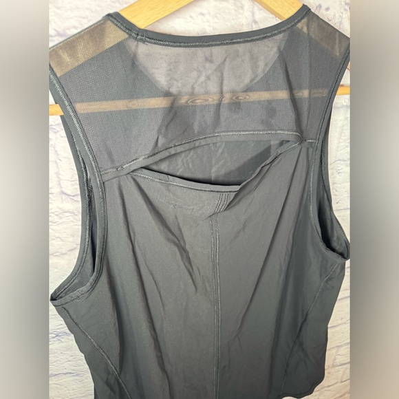 LULULEMON Sculpt Tank Top Back Vent solid black color Womens size 8 medium - Picture 9 of 12